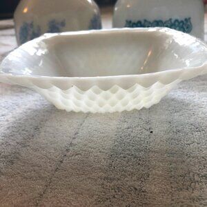 Vintage Anchor Hocking Milk Glass Candy Dish Decorative Bowl Vintage